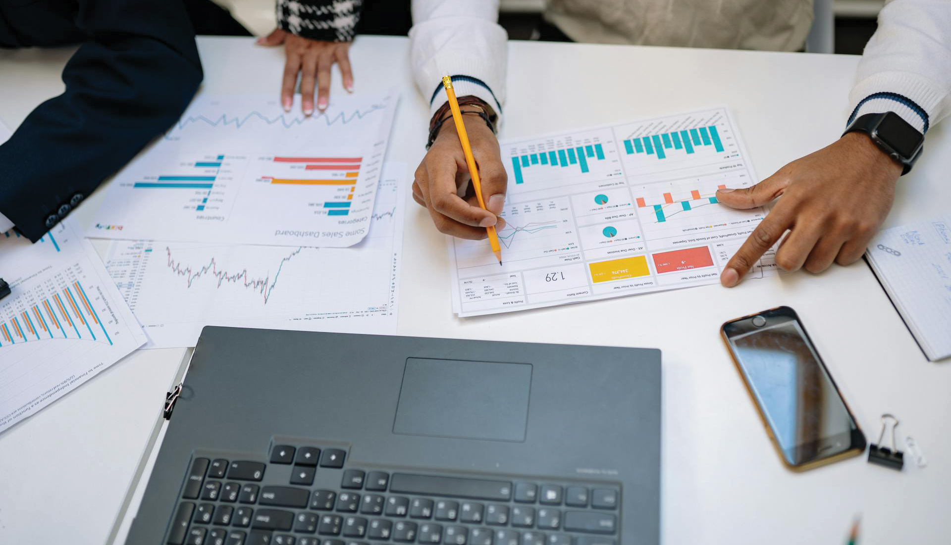 About Global Insight Solutions